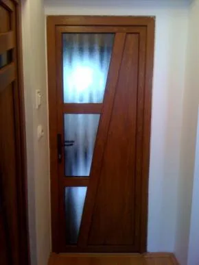 Usi e interior - tamplarie PVC cu geam termoizolant - Timisoara