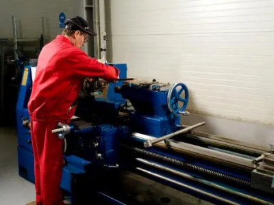 Reparatii utilaje de constructii - Bucuresti