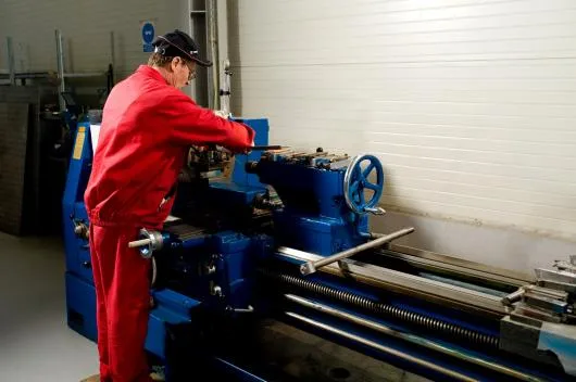 Reparatii utilaje de constructii - Bucuresti