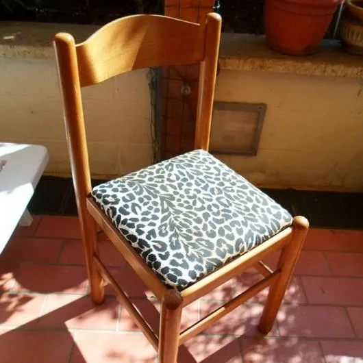 Tapiterie si retapitare pentru scaune - fotolii - canapele