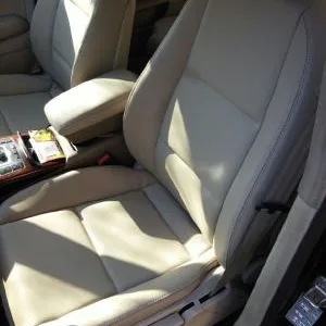 Tapiter auto Bucuresti