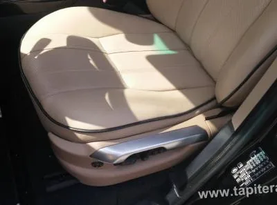 Tapiter auto Bucuresti