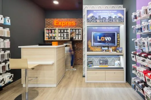 Bucuresti - Servicii si echipamente de telecomunicatii