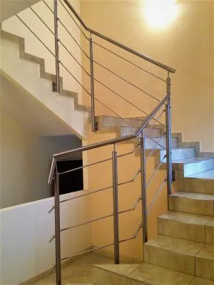 Porti automatizate,usi de garaj - Brasov