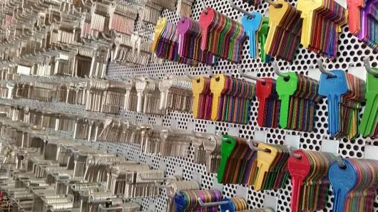 Deblocari usi Brasov