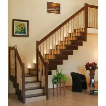 Case din lemn si mansarde