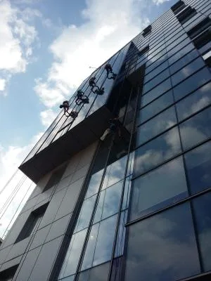 Servicii profesionale de alpinism utilitar Bucuresti