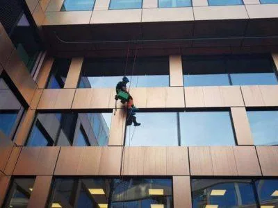 ConfortAlpin Servicii profesionale de alpinism utilitar Bucuresti