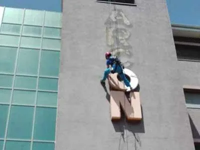 ConfortAlpin Servicii profesionale de alpinism utilitar Bucuresti