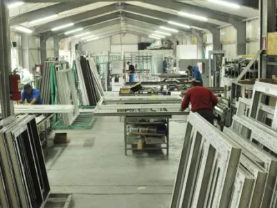 Falticeni / Suceava - Profile PVC - feronerie,sticla Saint Gobain