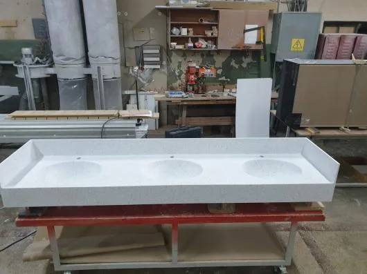 Mobilier la comanda din materiale compozite - Bucuresti