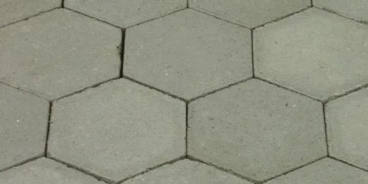 Maneuti / Suceava - Pavele din beton vibropresate