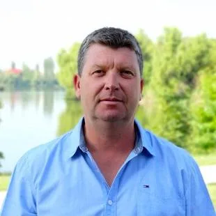 Natural Design amenajari gradini si spatii verzi in Bucuresti si in tara
