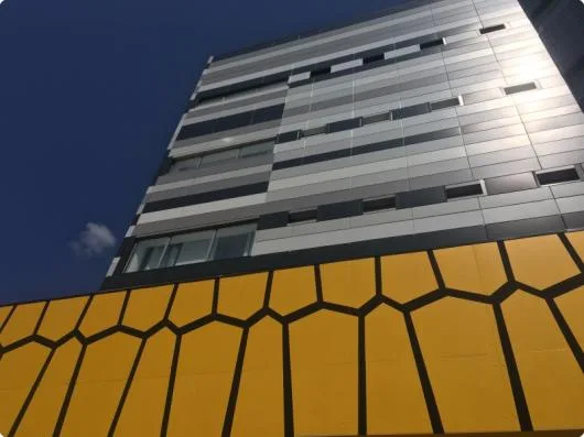 Ploiesti - Fatade din aluminiu compozit - pereti cortina
