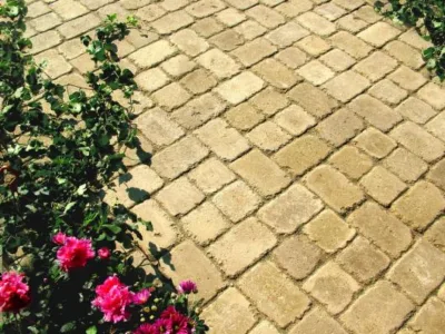 Pavaje si borduri stradale - Crivina / Giurgiu