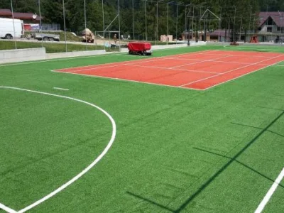 Oradea - Terenuri sportive - parcuri de copii - gazon artificial