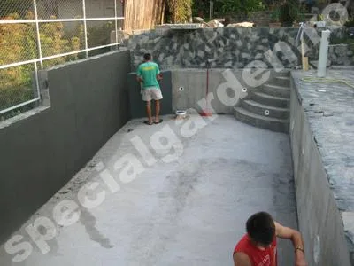 Bucuresti - Curatenie - intretinere piscine - deszapeziri