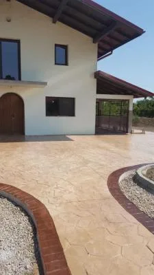 Stefanestii de Jos / Ilfov - Pardoseli din beton amprentat