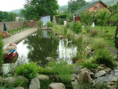 Odorhei / Bihor - Iazuri - lacuri ornamentale - cascade