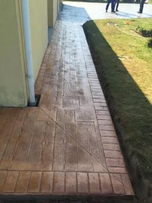 Grojdibodu / Olt - Lucrari din beton amprentat in toata tara