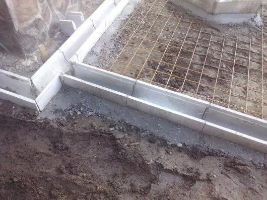 Comanesti / Bacau - Pavaje - mobilier gradina - obiecte decorative din beton