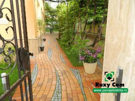 Bistrita Nasaud - Vanzari si montaj dale din beton vibropresat
