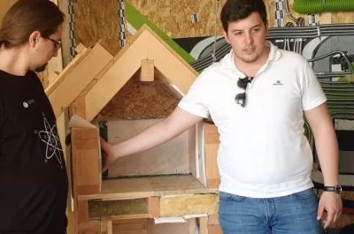 Case de locuit si case de vacanta din lemn - Comanesti / Bacau