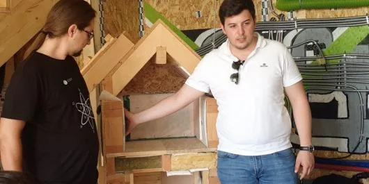 Case de locuit si case de vacanta din lemn - Comanesti / Bacau