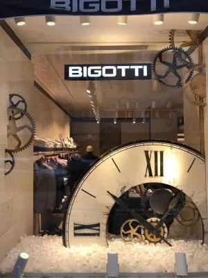 Bucuresti - Standuri - decoruri - butaforie - obiecte promotionale