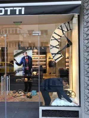 Bucuresti - Standuri - decoruri - butaforie - obiecte promotionale