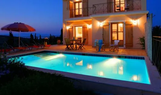 Cluj Napoca - Fantania arteziene - piscine - sisteme de iluminat
