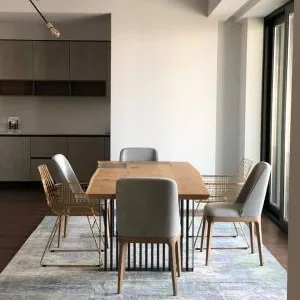 Decoratiuni interioare. Perdele - tapet - corpuri de iluminat Bucuresti