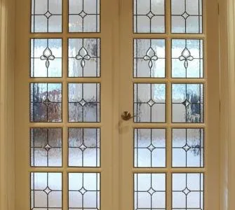 Distribuitor de materiale pentru vitralii decorative - Bacau
