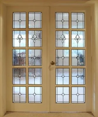 Distribuitor de materiale pentru vitralii decorative - Bacau