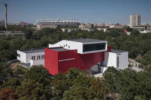 Arhitectura si design - Bucuresti