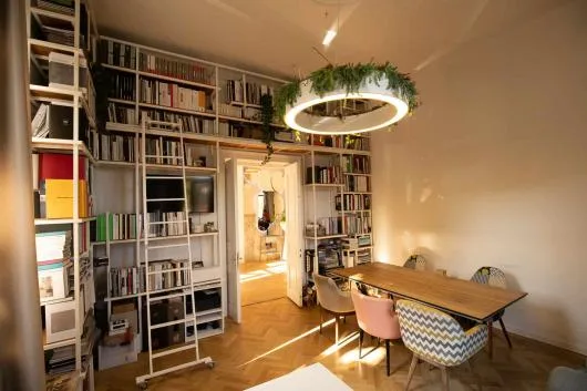 Mobilier si decoratiuni import Italia - Bucuresti
