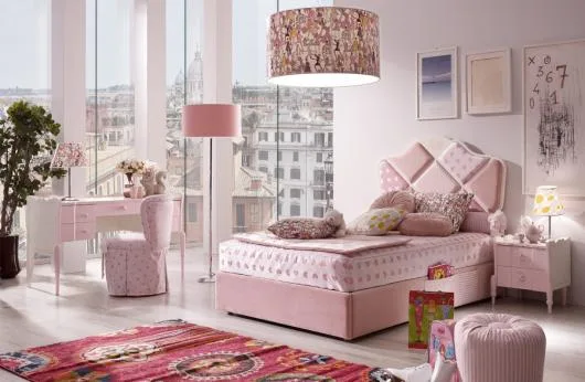 Mobilier si decoratiuni import Italia - Bucuresti