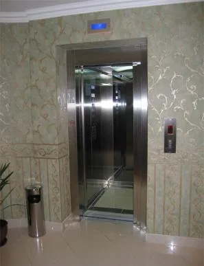 SERVICE LIFT OPERATIV