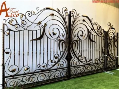 Porti - garduri - balustrade din fier forjat - Targu Neamt