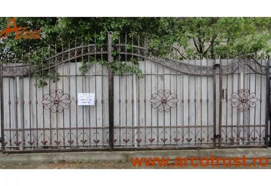 Porti - garduri - balustrade din fier forjat - Targu Neamt