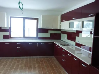 Bacau - Prelucrarea si fasonarea sticlei