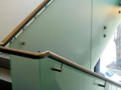 Scari - trepte - balustrade si pardoseli din sticla - Bucuresti