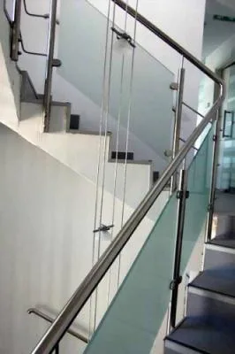 Scari - trepte - balustrade si pardoseli din sticla - Bucuresti