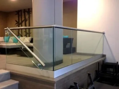 Scari - trepte - balustrade si pardoseli din sticla - Bucuresti