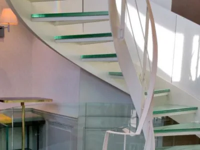 Scari - trepte - balustrade si pardoseli din sticla - Bucuresti