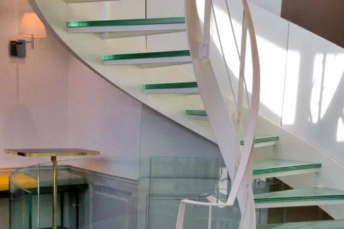 Scari - trepte - balustrade si pardoseli din sticla - Bucuresti