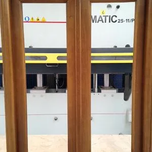 Tamplarie din lemn stratificat cu geam termopan - Ramnicu Valcea