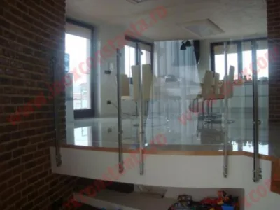 Balustrade si scari din inox sau lemn