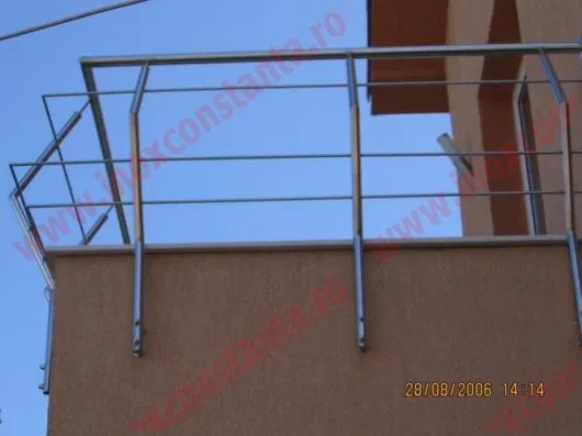Balustrade si scari din inox sau lemn