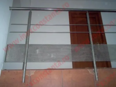 Balustrade si scari din inox sau lemn
